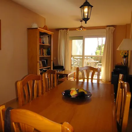Bertur Edison Mar Apartman *